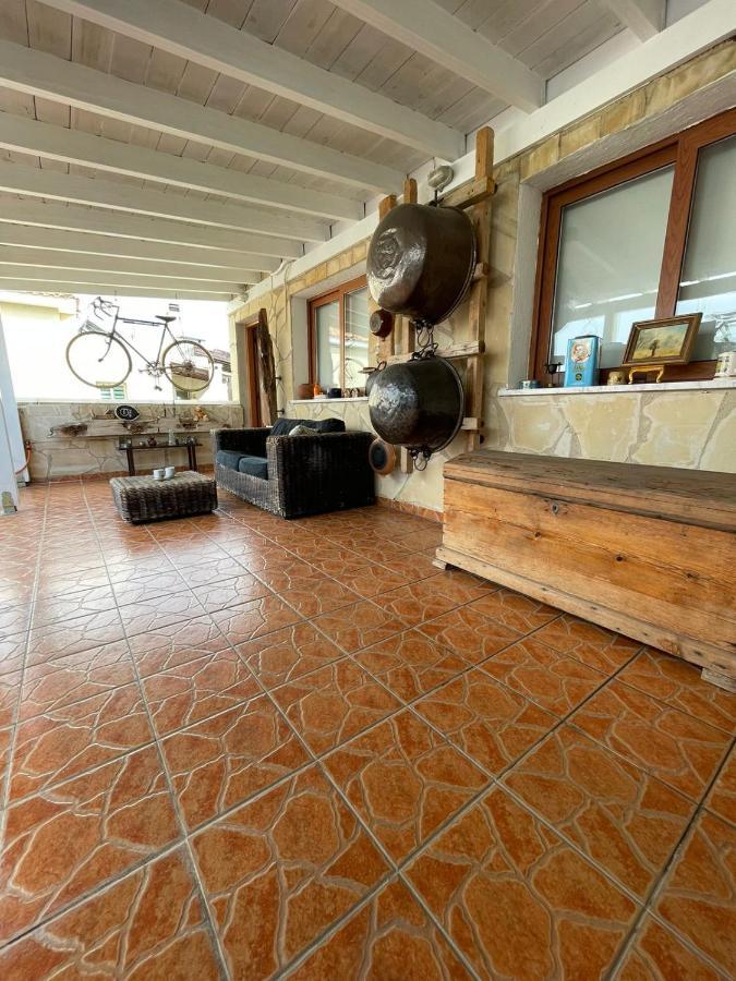 Mp Cozy Apartment Near The Sea Paphos ภายนอก รูปภาพ