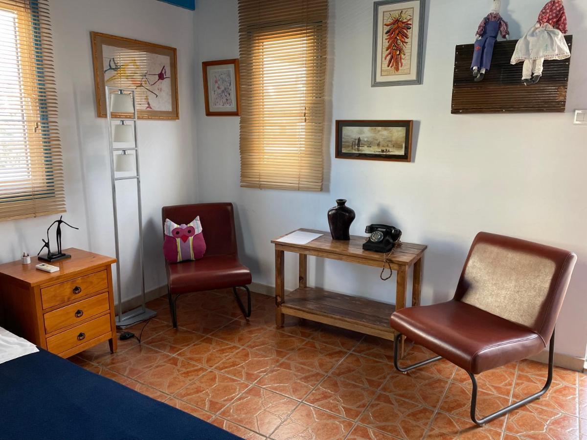 Mp Cozy Apartment Near The Sea Paphos ภายนอก รูปภาพ