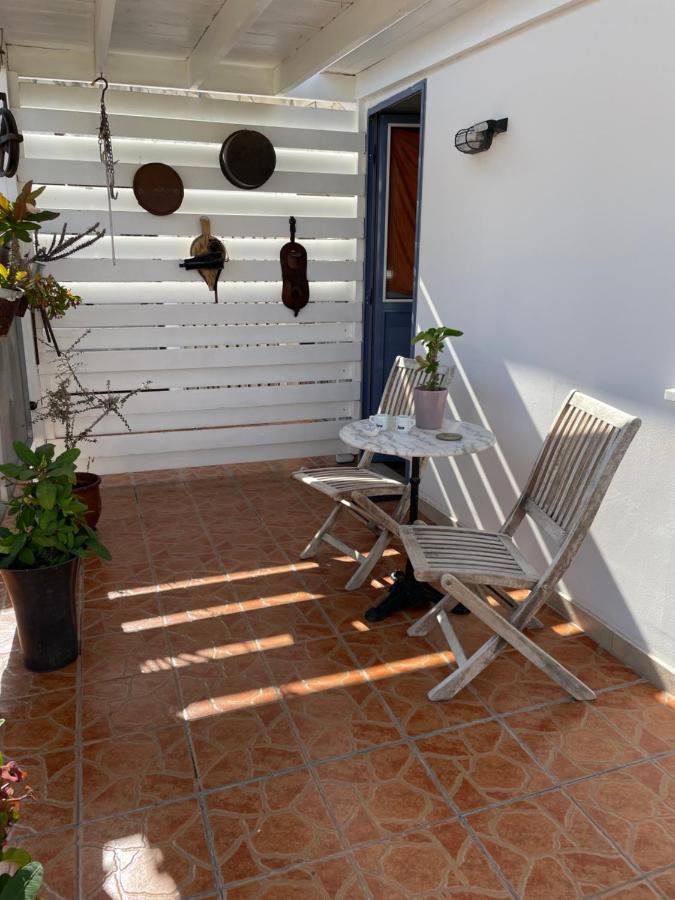 Mp Cozy Apartment Near The Sea Paphos ภายนอก รูปภาพ