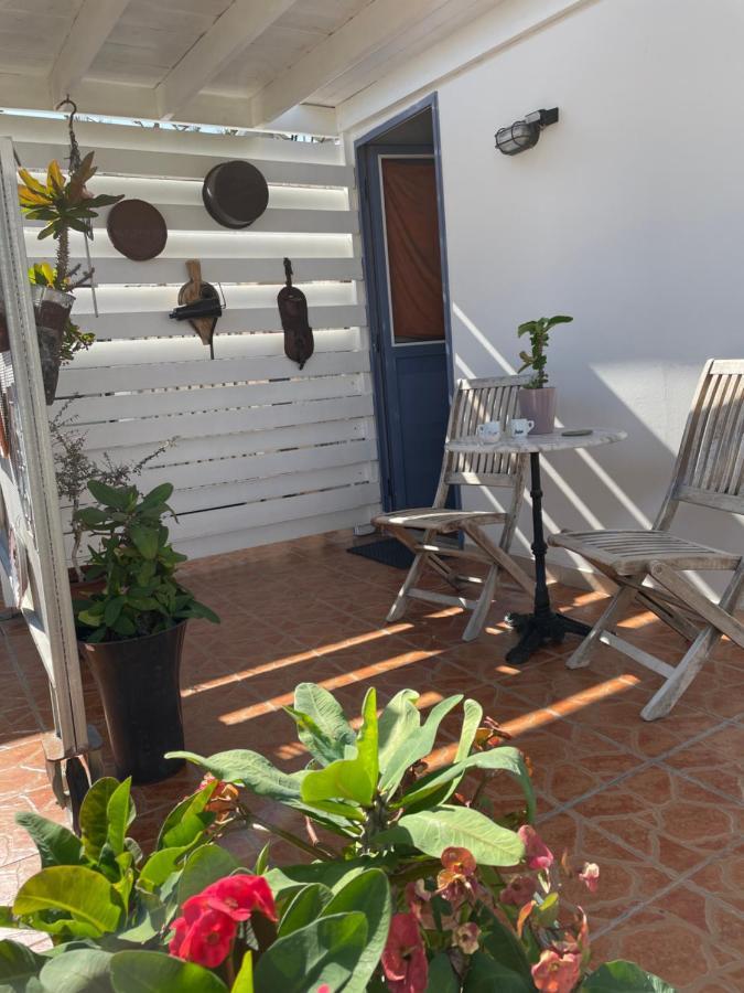 Mp Cozy Apartment Near The Sea Paphos ภายนอก รูปภาพ