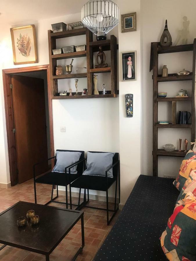 Mp Cozy Apartment Near The Sea Paphos ภายนอก รูปภาพ